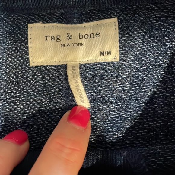 Rag & bone lightweight sweatshirt. Size M. - Picture 2 of 2